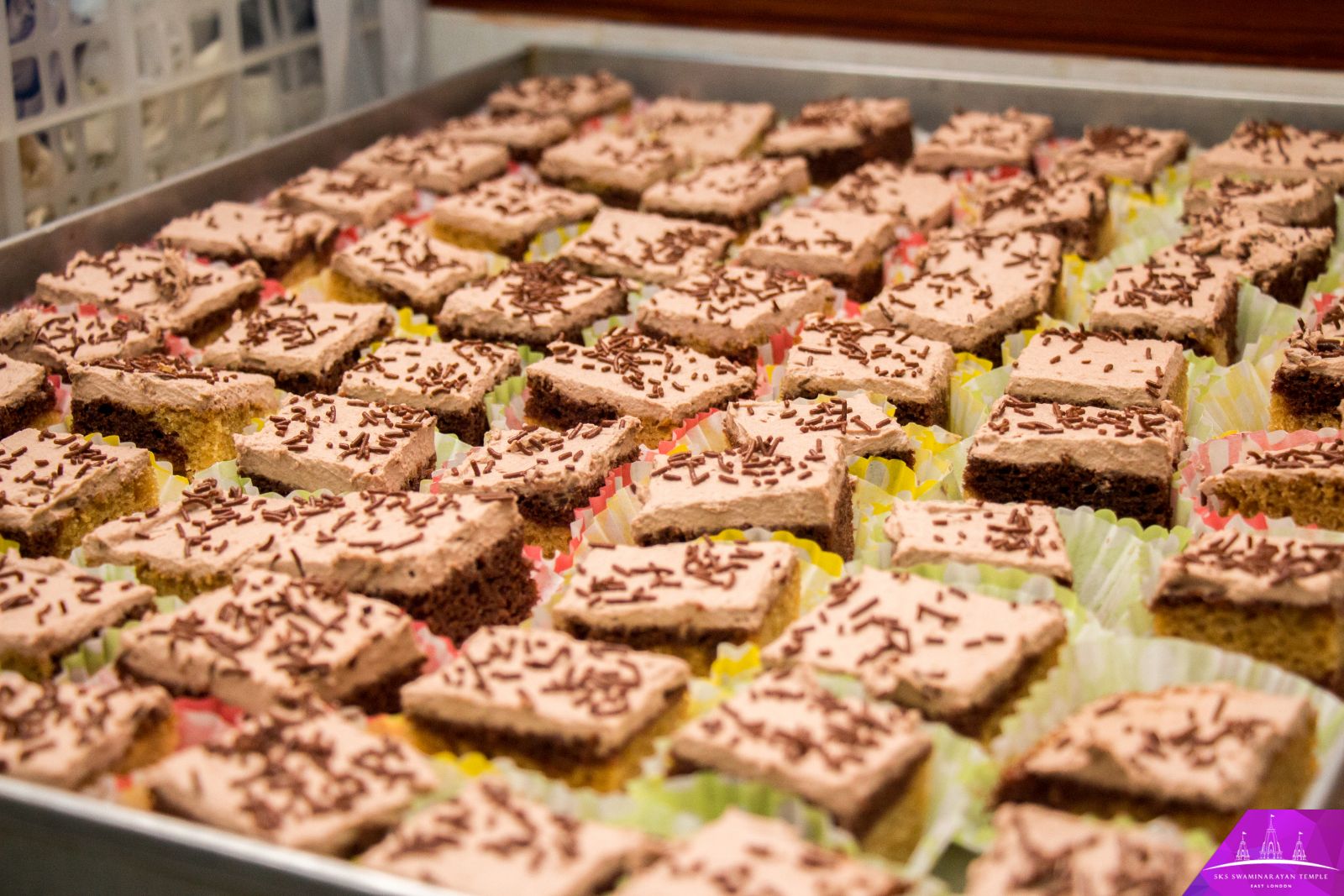 ©1987-2017 SKS Swaminarayan Temple East London